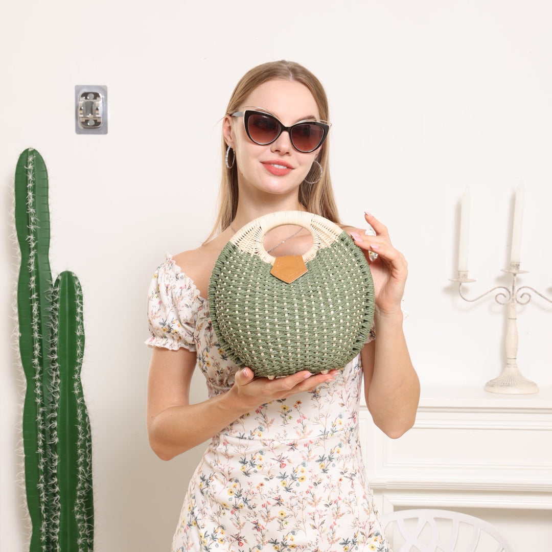 The Lana Seashell Bag