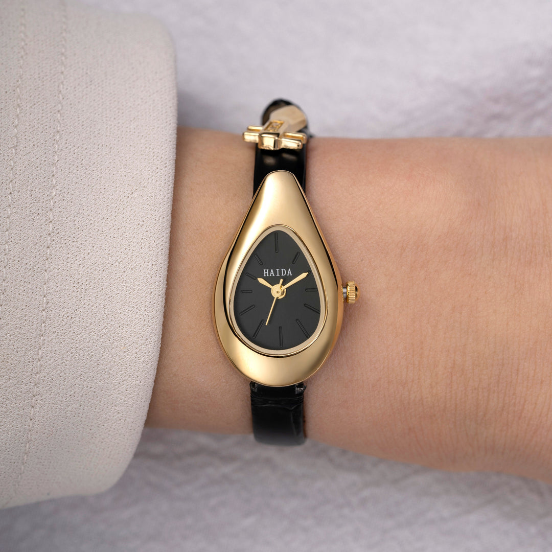 Daisy - Leather Gold