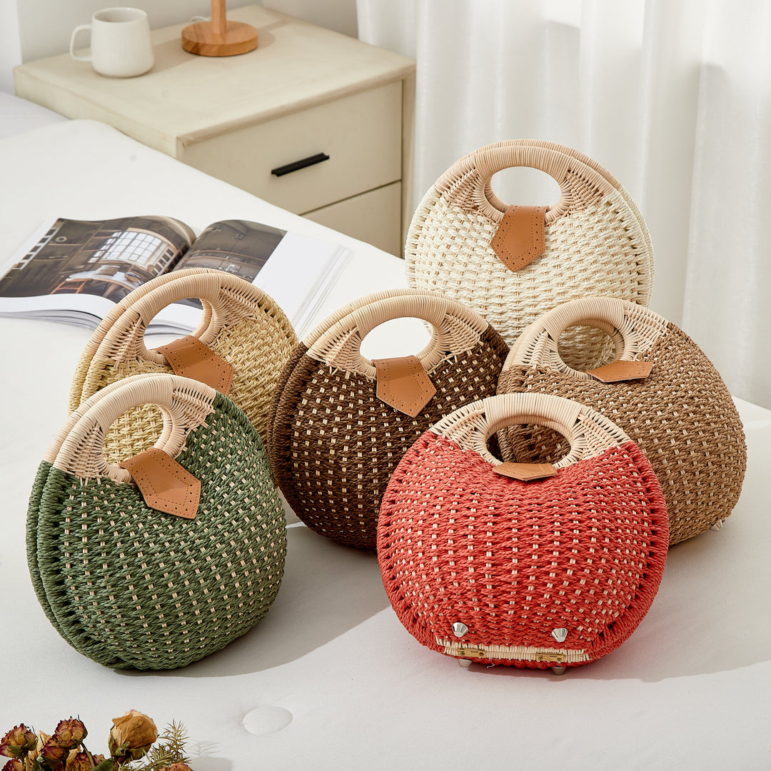 The Lana Seashell Bag