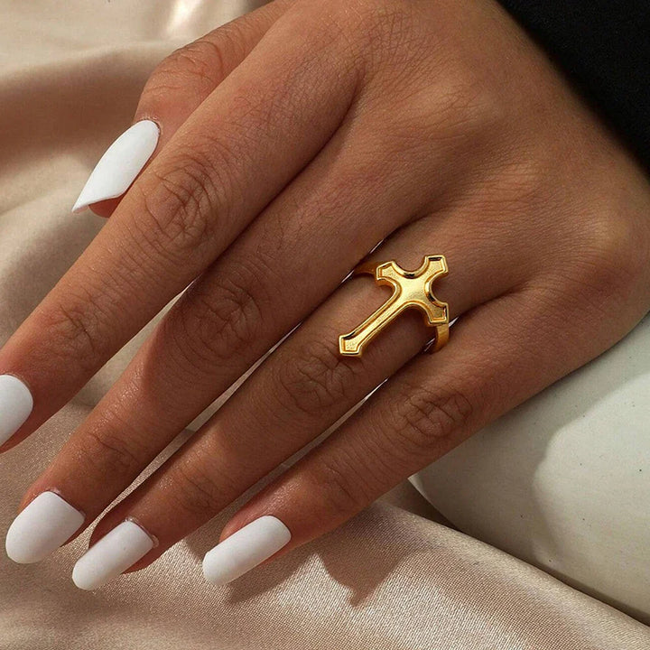 Sanctum Cross Ring