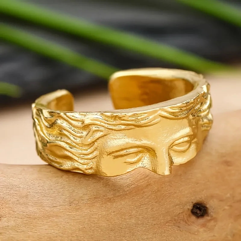 Venus Love Ring
