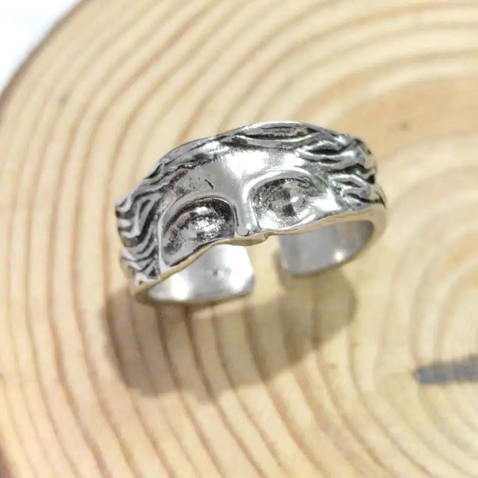 Venus Love Ring