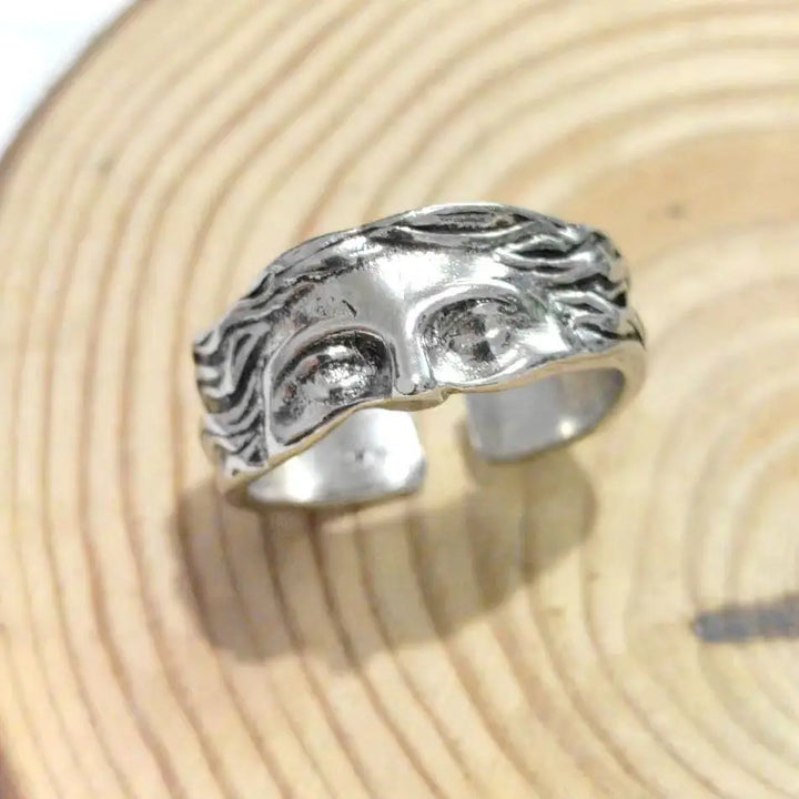 Venus Love Ring