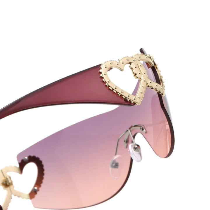 Amoura - Heart Sunglasses
