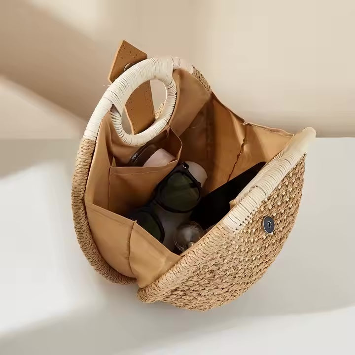 The Lana Seashell Bag